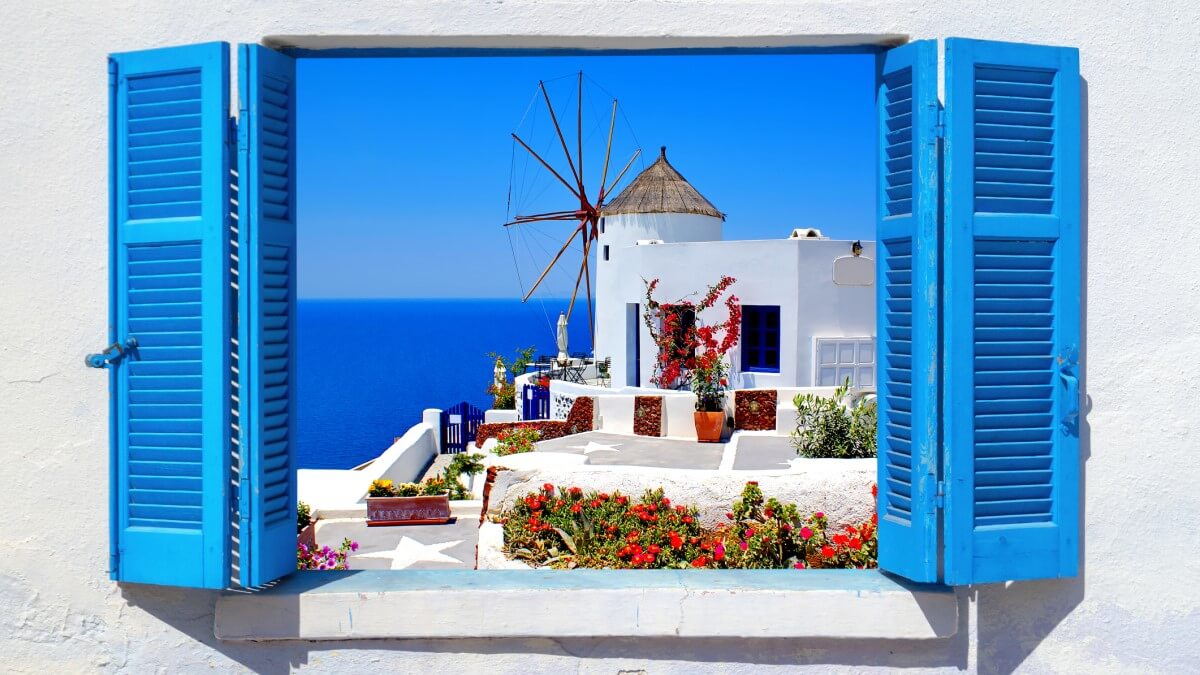 Famous-windmill-in-Oia-village-Santorini-island-Greece.jpg